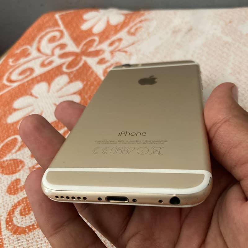 Apple iPhone 6 2