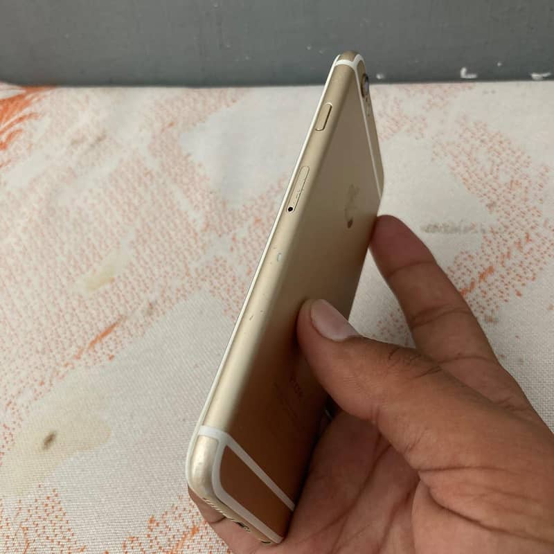 Apple iPhone 6 3