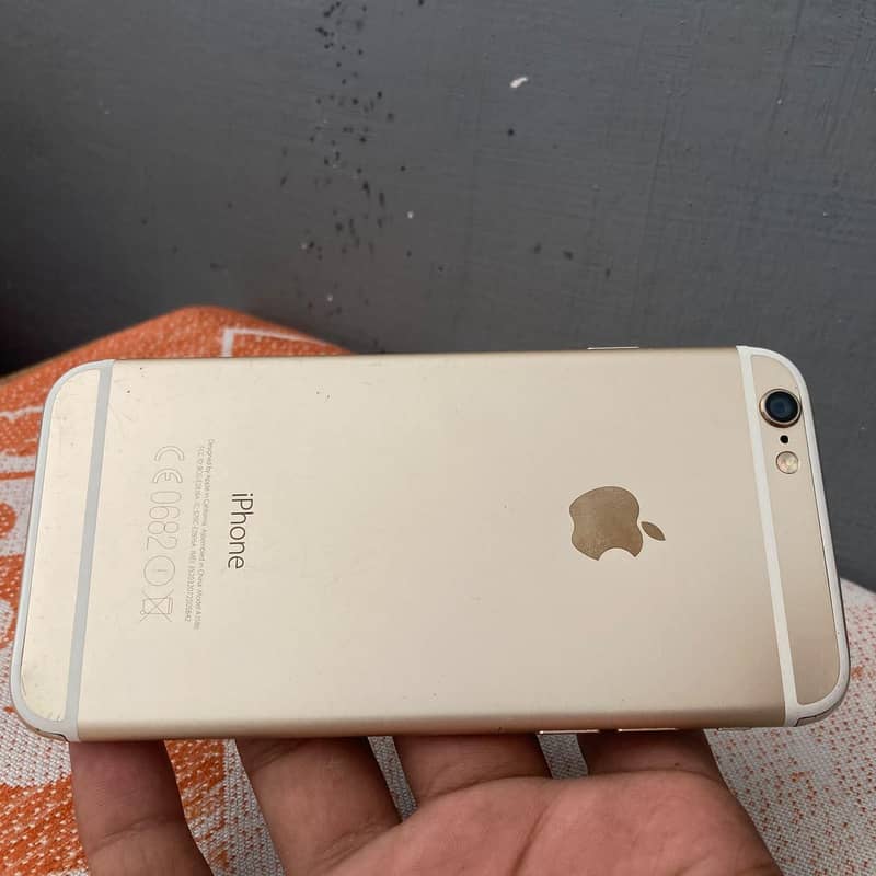 Apple iPhone 6 8