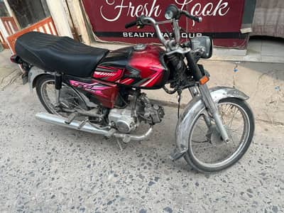Honda 70 2021 model All Punjab Registered urgent sale