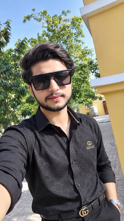 CASHIER IN MULTAN