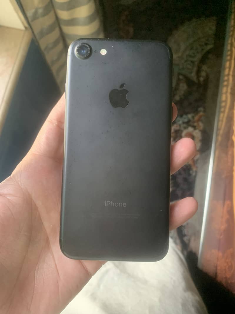 Apple iPhone 7 4