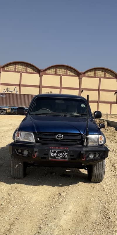 Toyota Hilux 2003