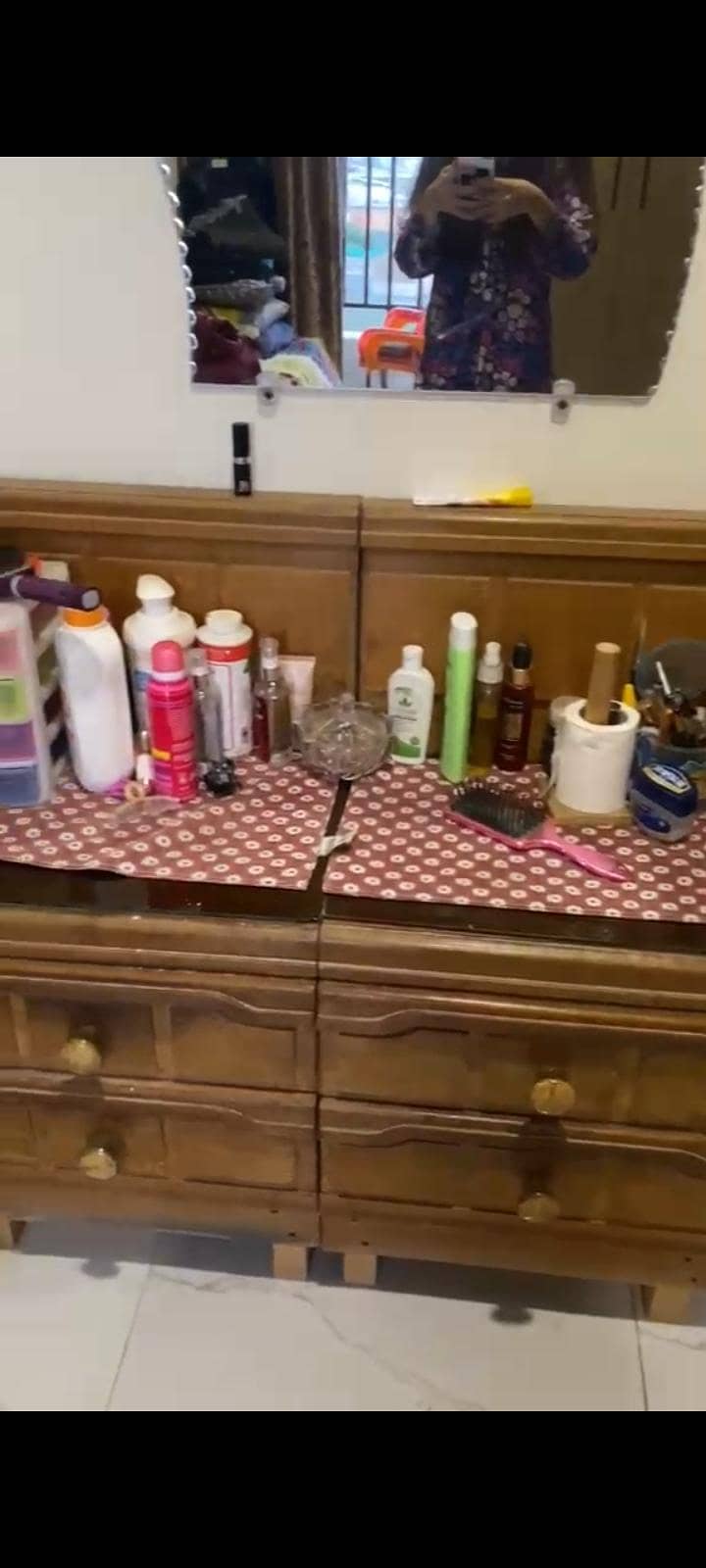 Dressing Table 3