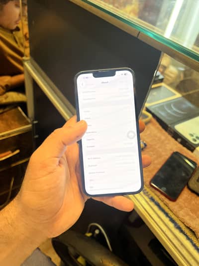Apple iPhone 14