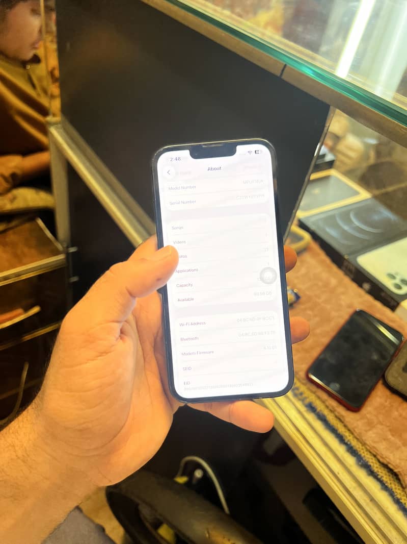 Apple iPhone 14 0