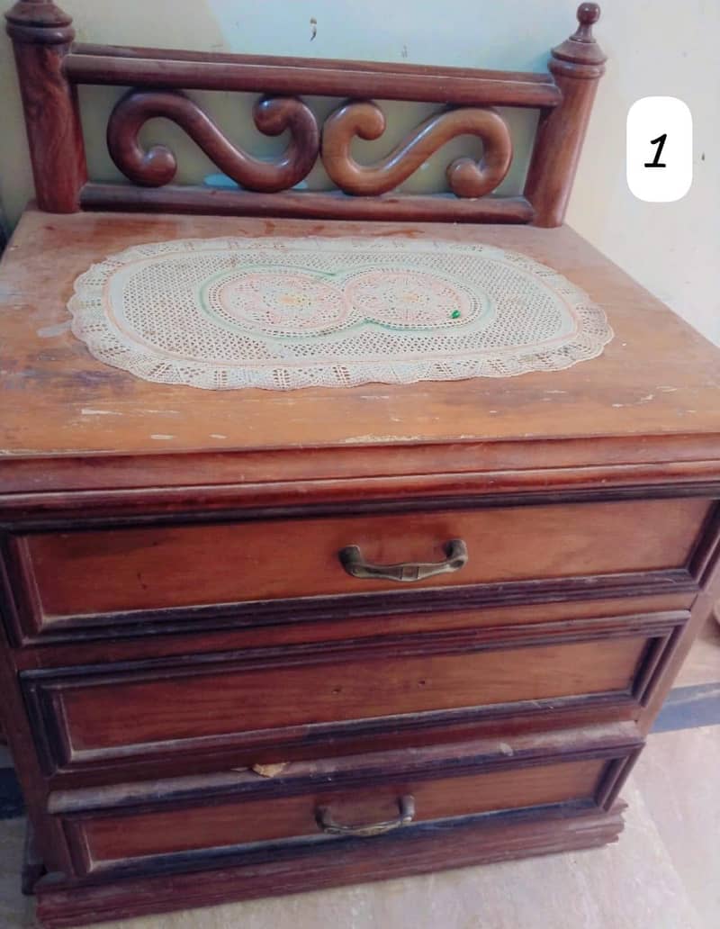 Bed Side Tables 0