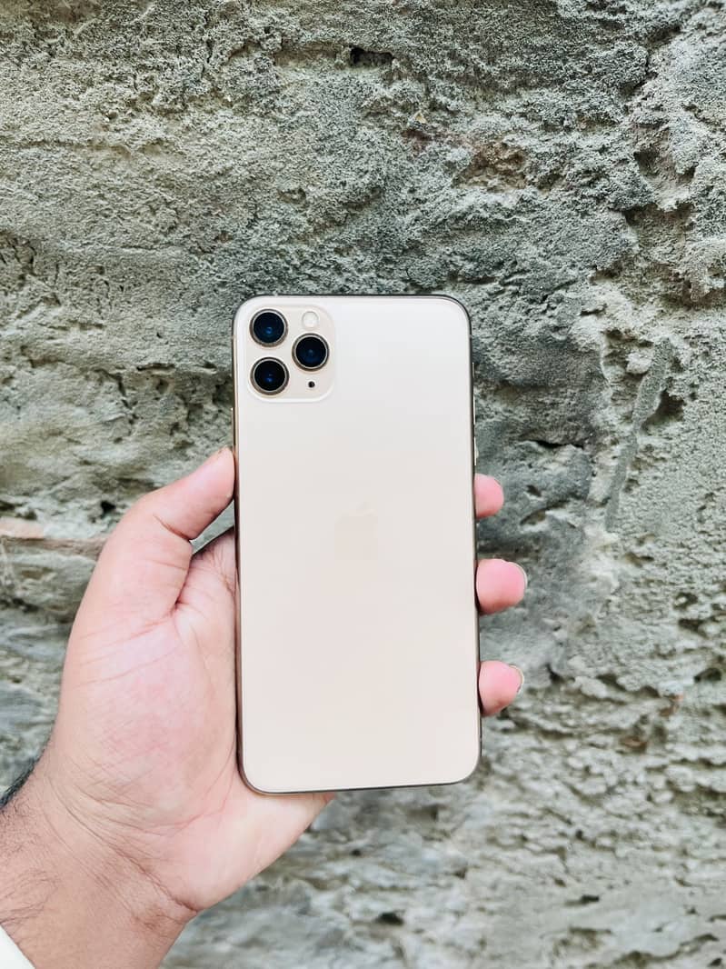 Apple iPhone 11 Pro Max 0