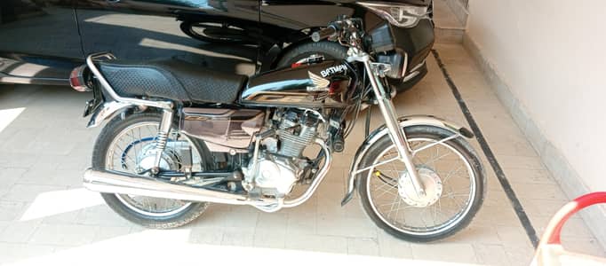 cg125 2022 special edition is for sale watsapp number 03013822276