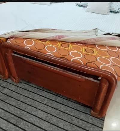 2 single beds n mattress with 2 side tables