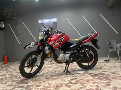 Yamaha YBR G 2015