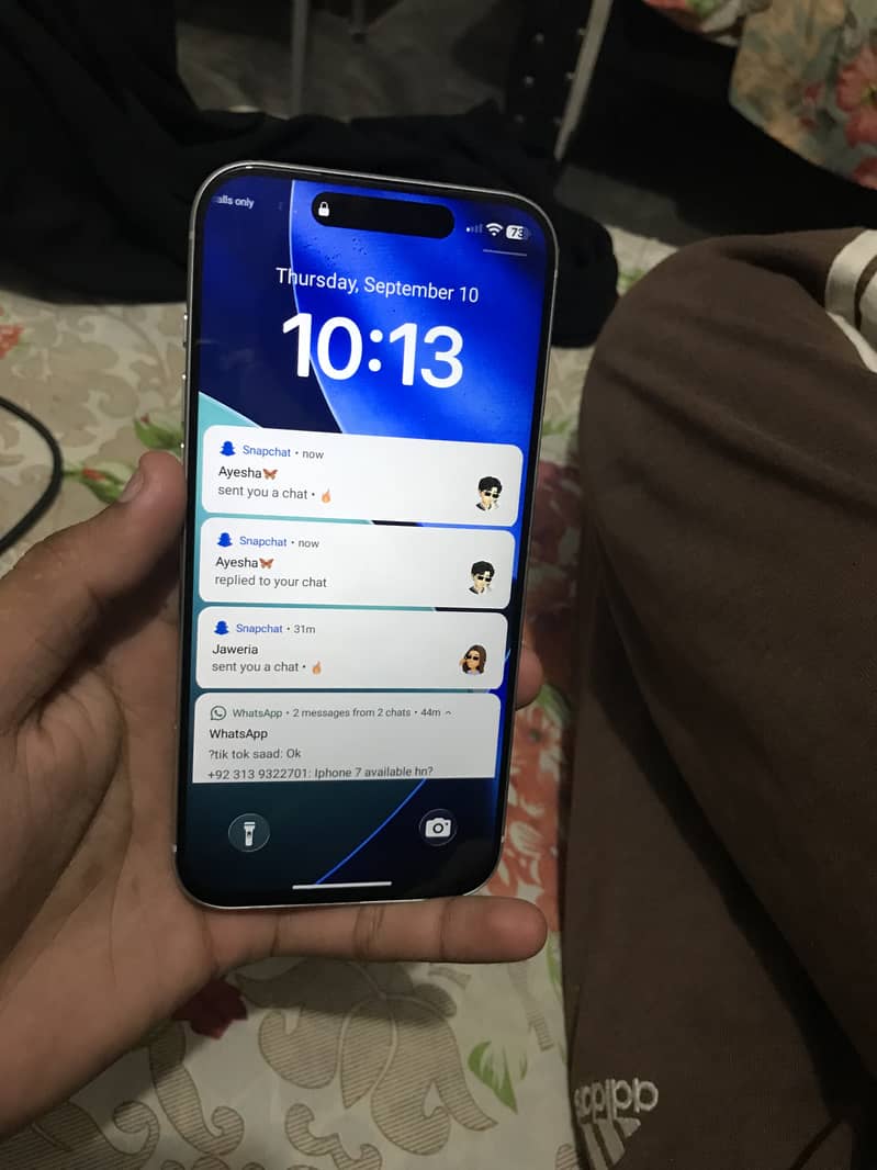 Apple iPhone 17 Pro Max 2