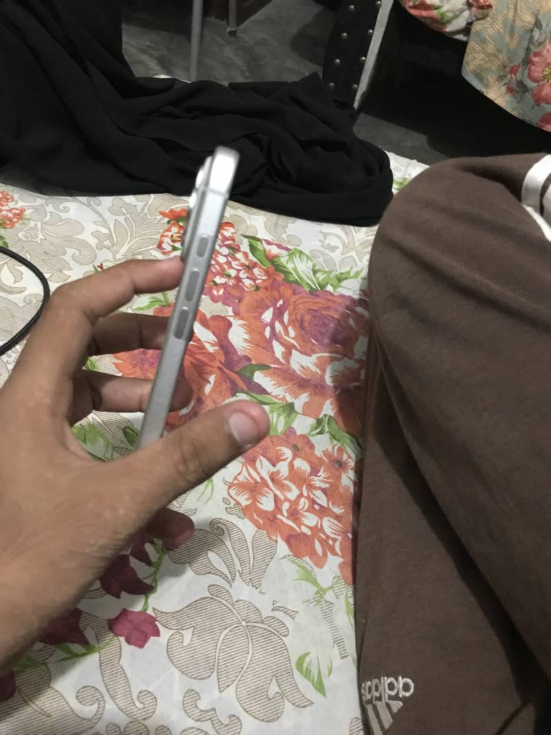 Apple iPhone 17 Pro Max 3