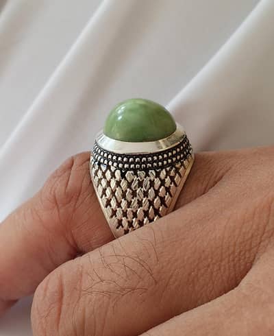 Hussaini Feroza
