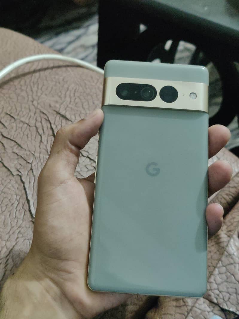 Google Pixel 7 Pro 9