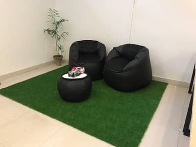 Big Size Bean Bags / Leather Material with Fresh Grass Carpet