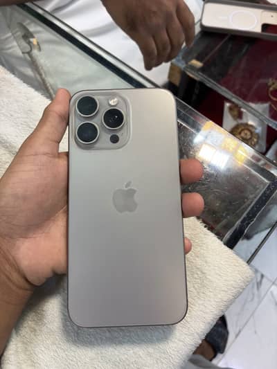 Apple iPhone 15 Pro Max