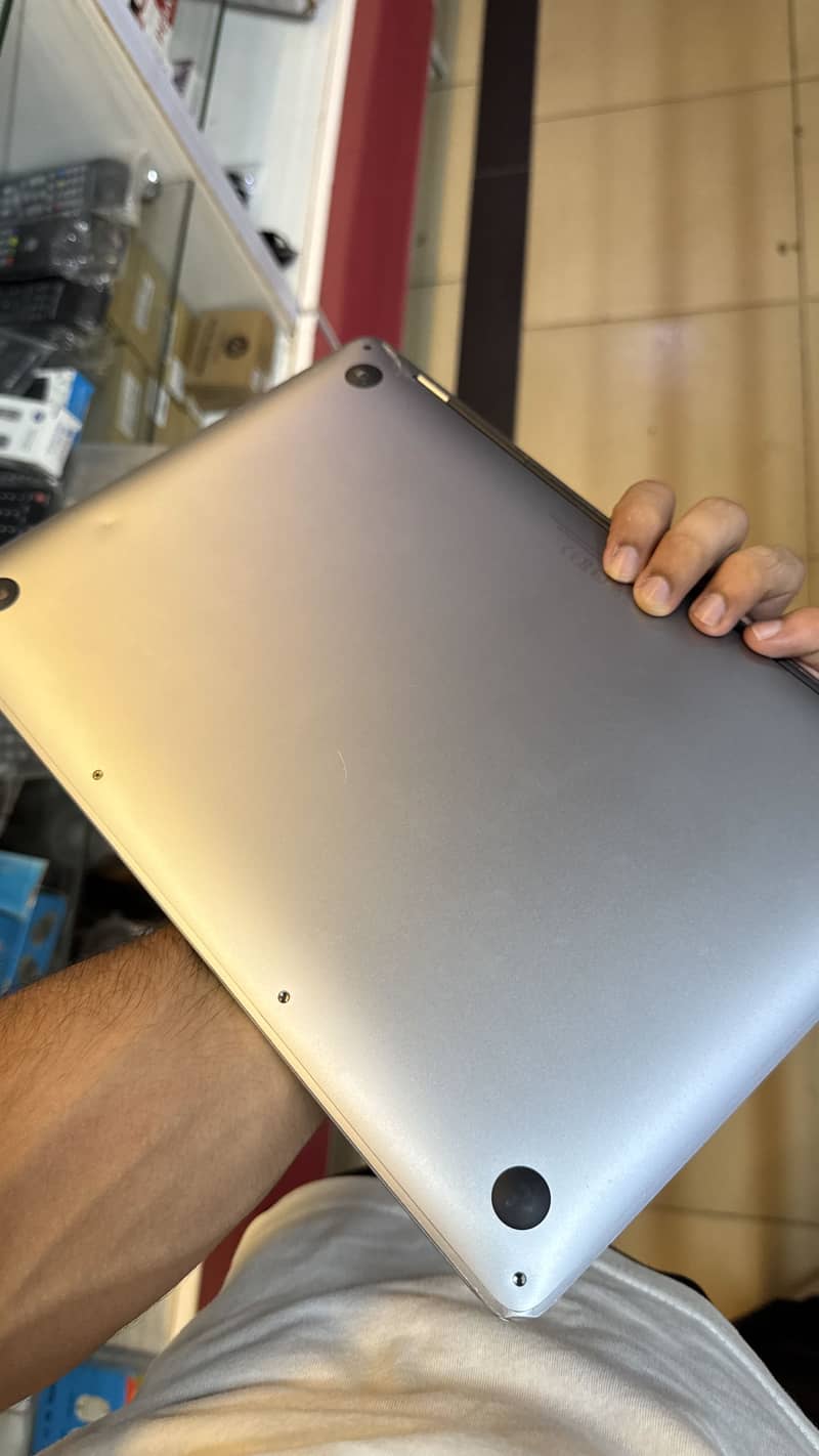 Macbook pro m2 2