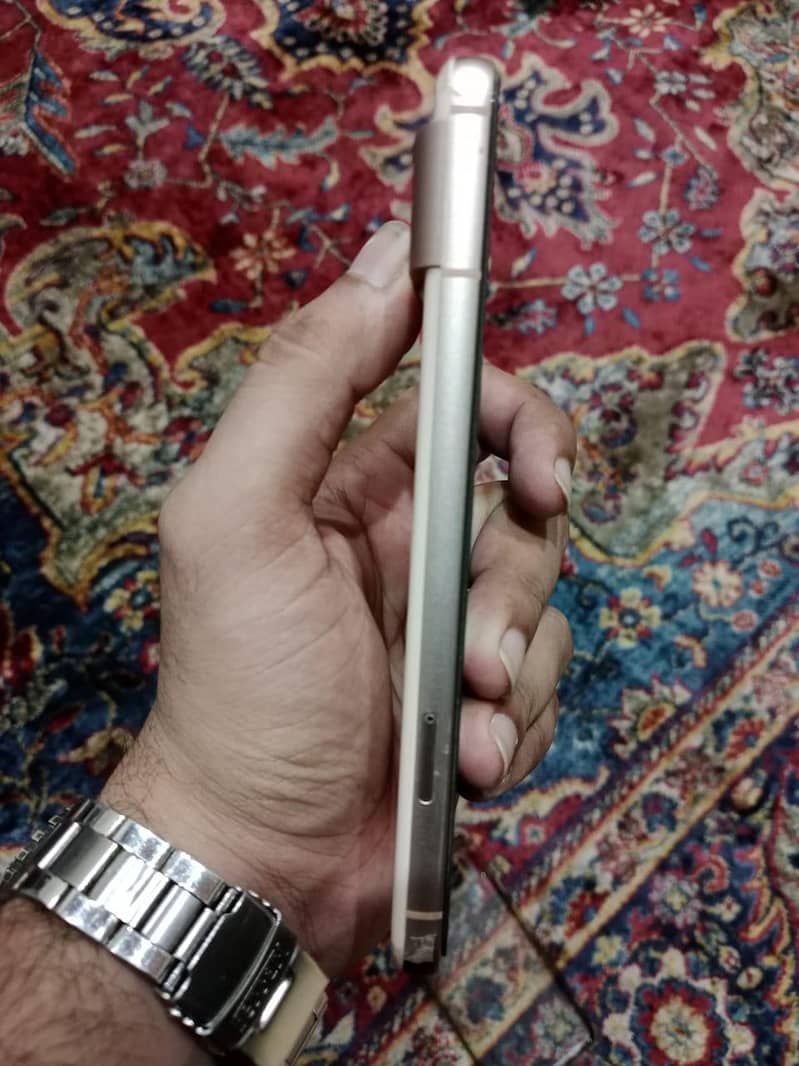 Google pixel 8 2