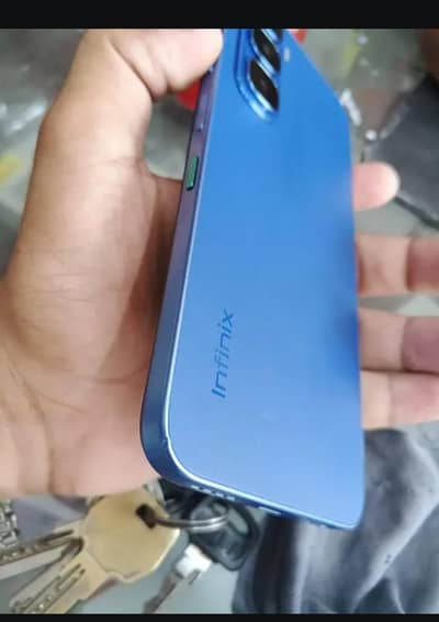 Infinix hot 60i 8/256