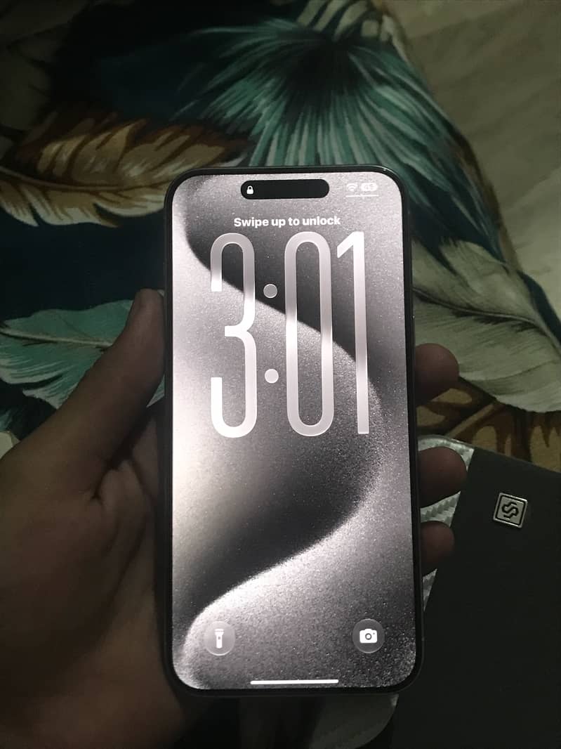 Apple iPhone 15 Pro Max 8