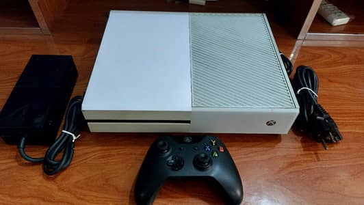 Xbox one 500gb with games installed.