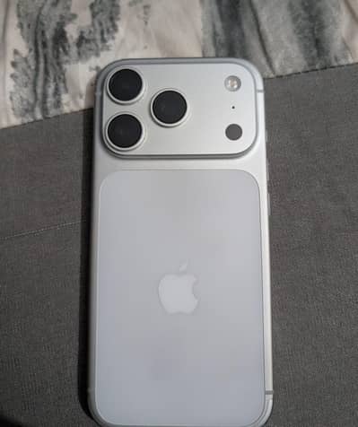 i Phone 17 Pro Officel Pta Approved  Brand New :