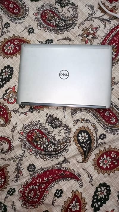 DELL i5 4th Generation. 8gbRam. 256 GB SSD