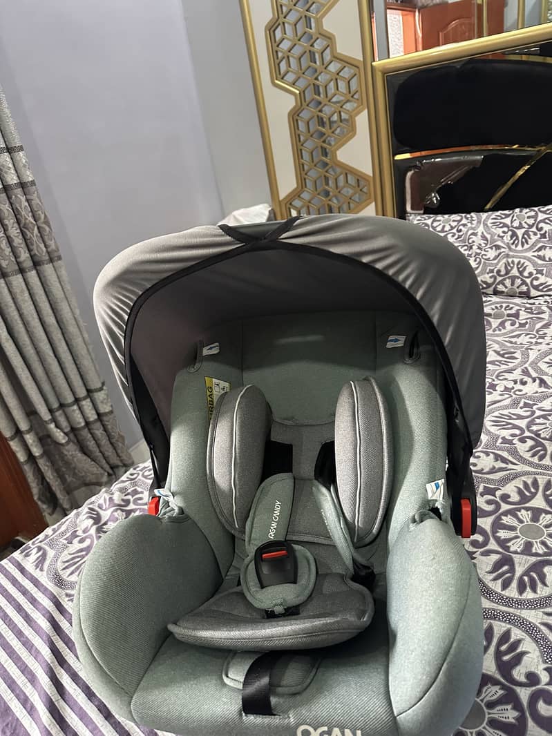 Carrycot 3