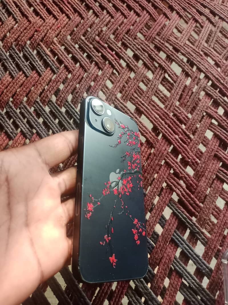 Apple iPhone 14 3