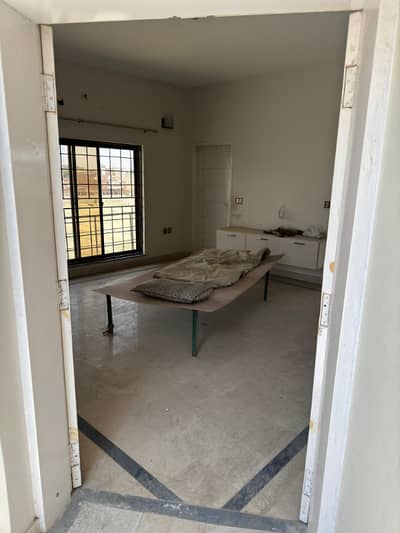 12 Marla Upper Portion For Rent In Etihad Town