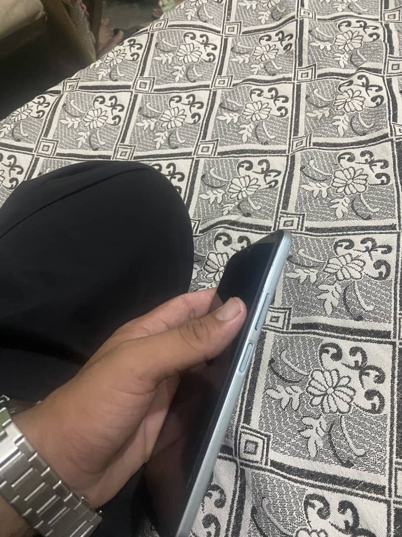 Vivo V21 SE 1