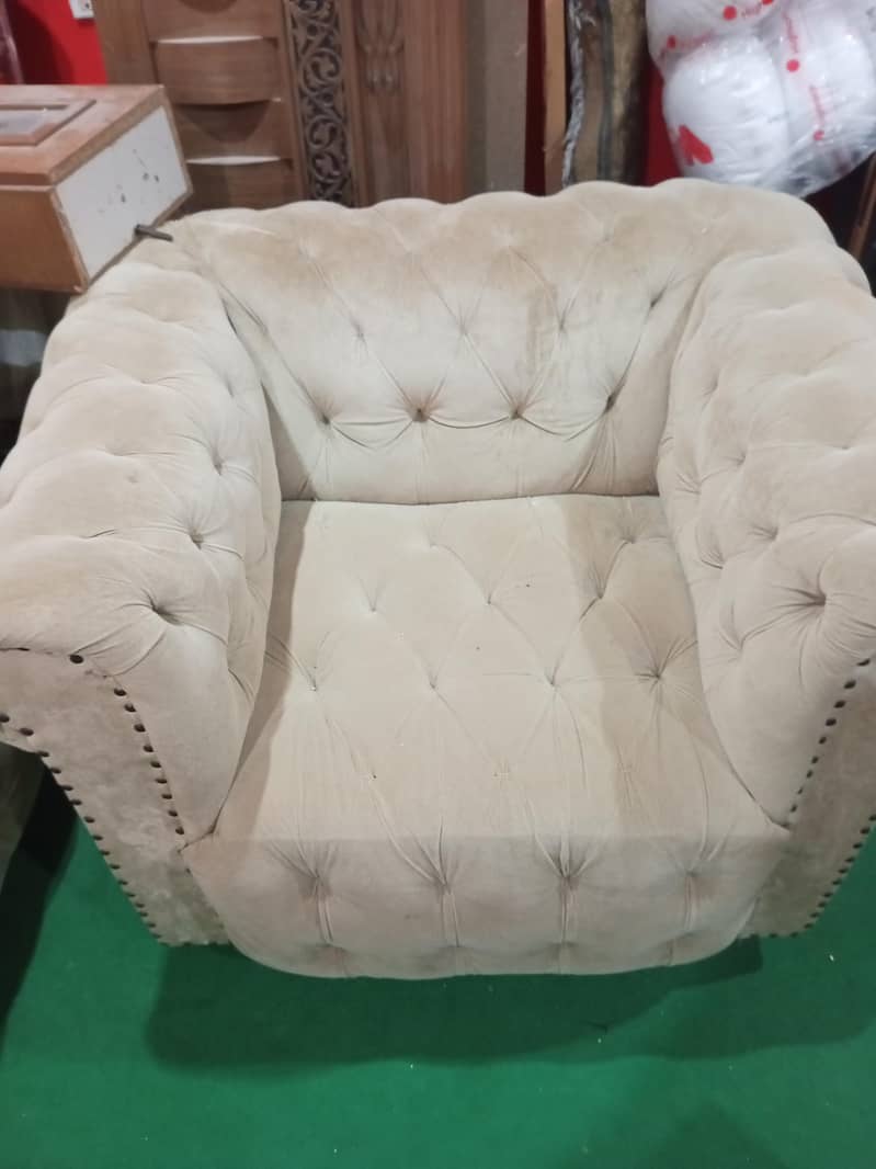 Selling 7 Seater sofa's 1