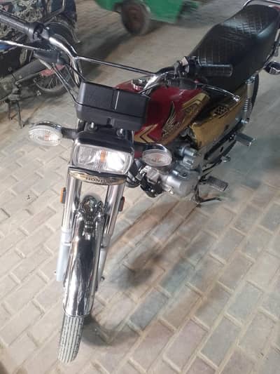 total genuine first owner Honda 125Gold