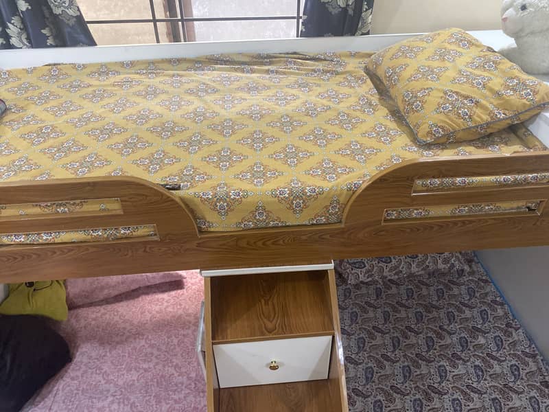 Designer bed 2