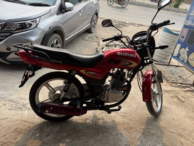 Suzuki 110s. 2