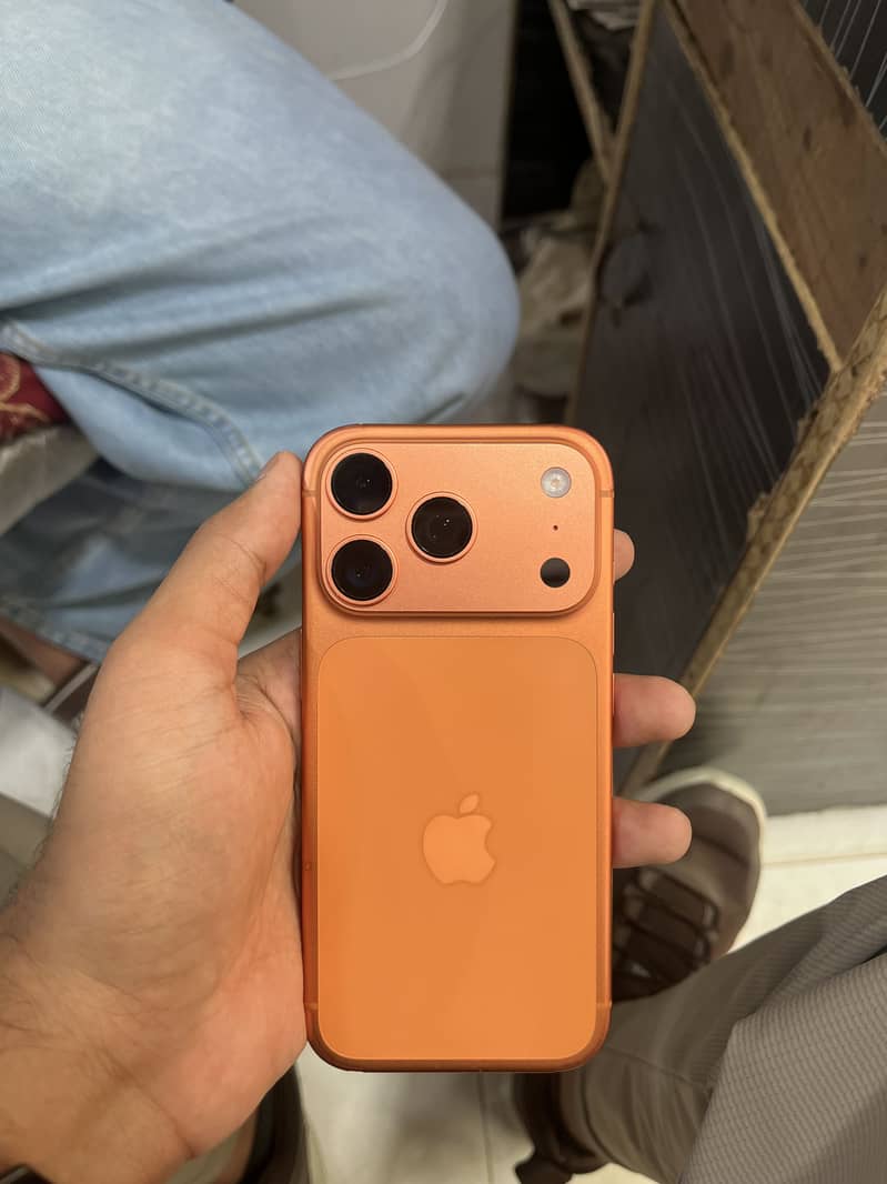 Apple iPhone 17 Pro 1