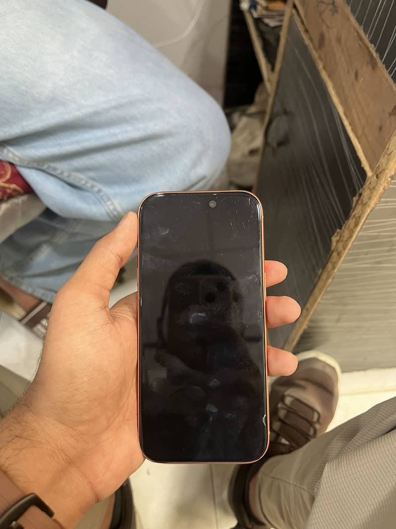 Apple iPhone 17 Pro 2