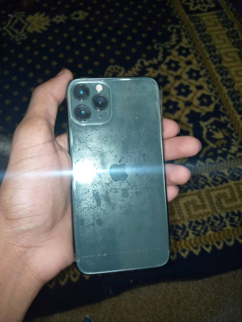 Apple iPhone 11 Pro 3