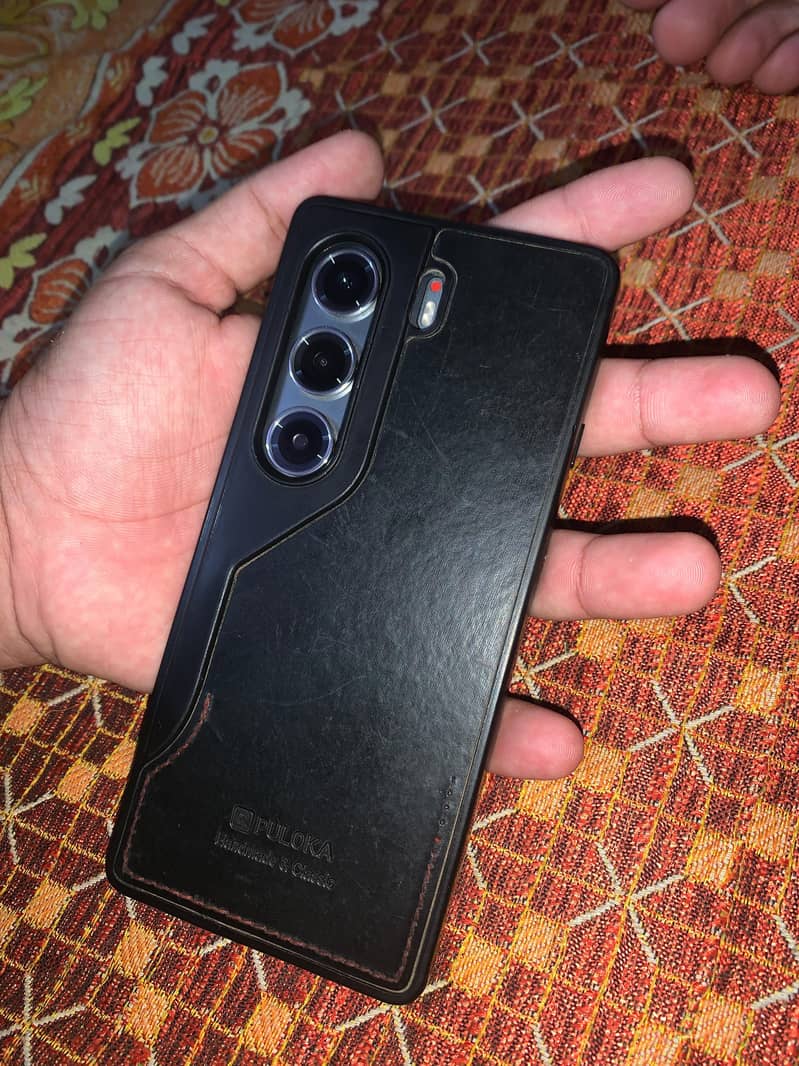 Tecno CAMON 40 Pro 2