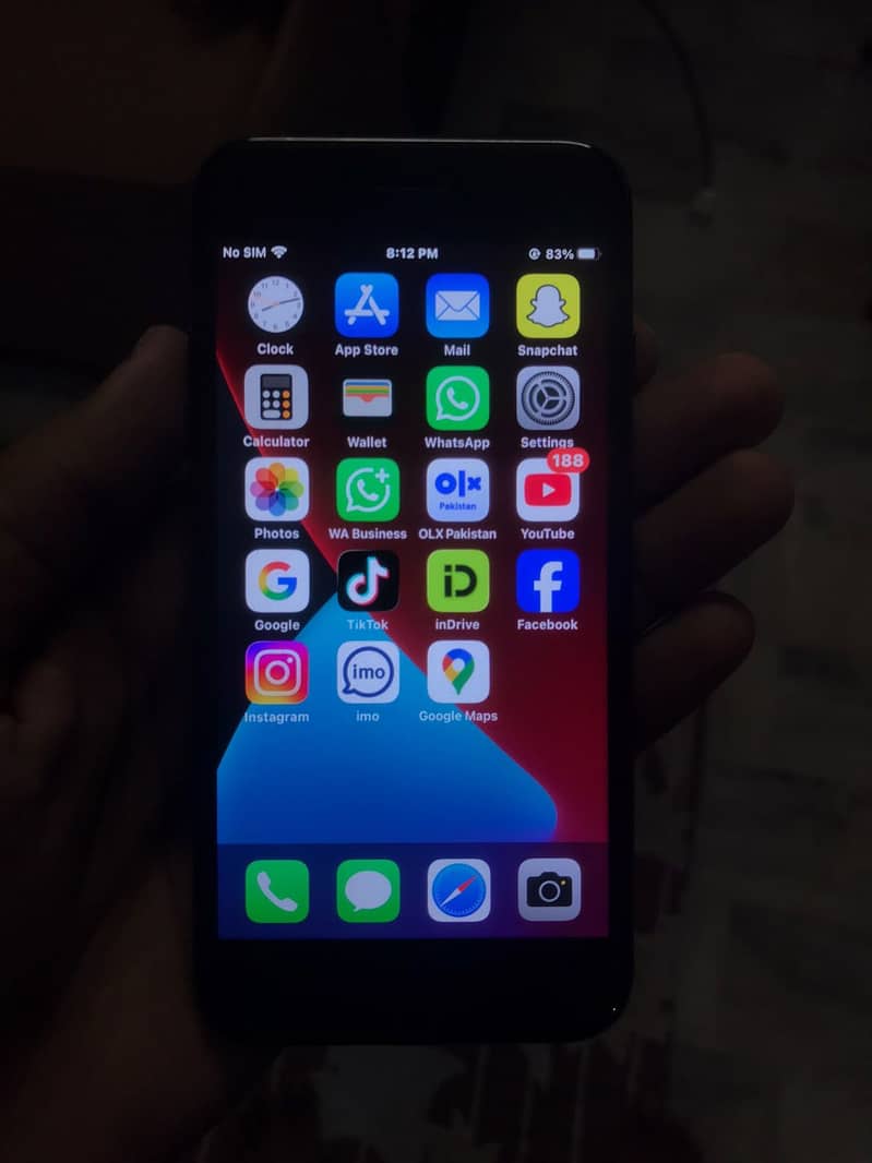 Apple IPhone 7 3