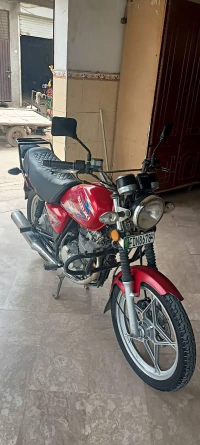 Suzuki gs150 with tubeless tires