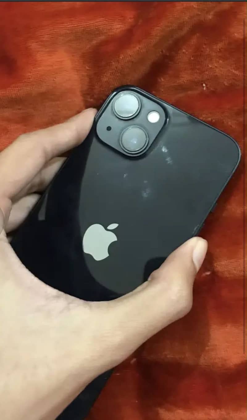 Apple iPhone 13 0