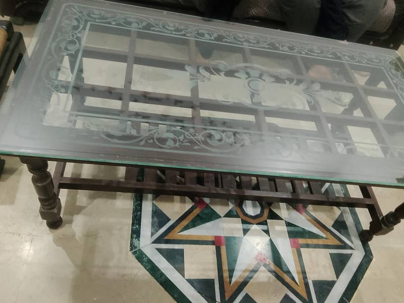 centre table 0