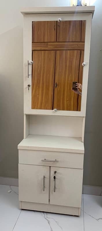 dressing table 0