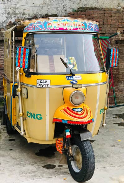 CNG Auto Rikshaw 2025 Model for sale