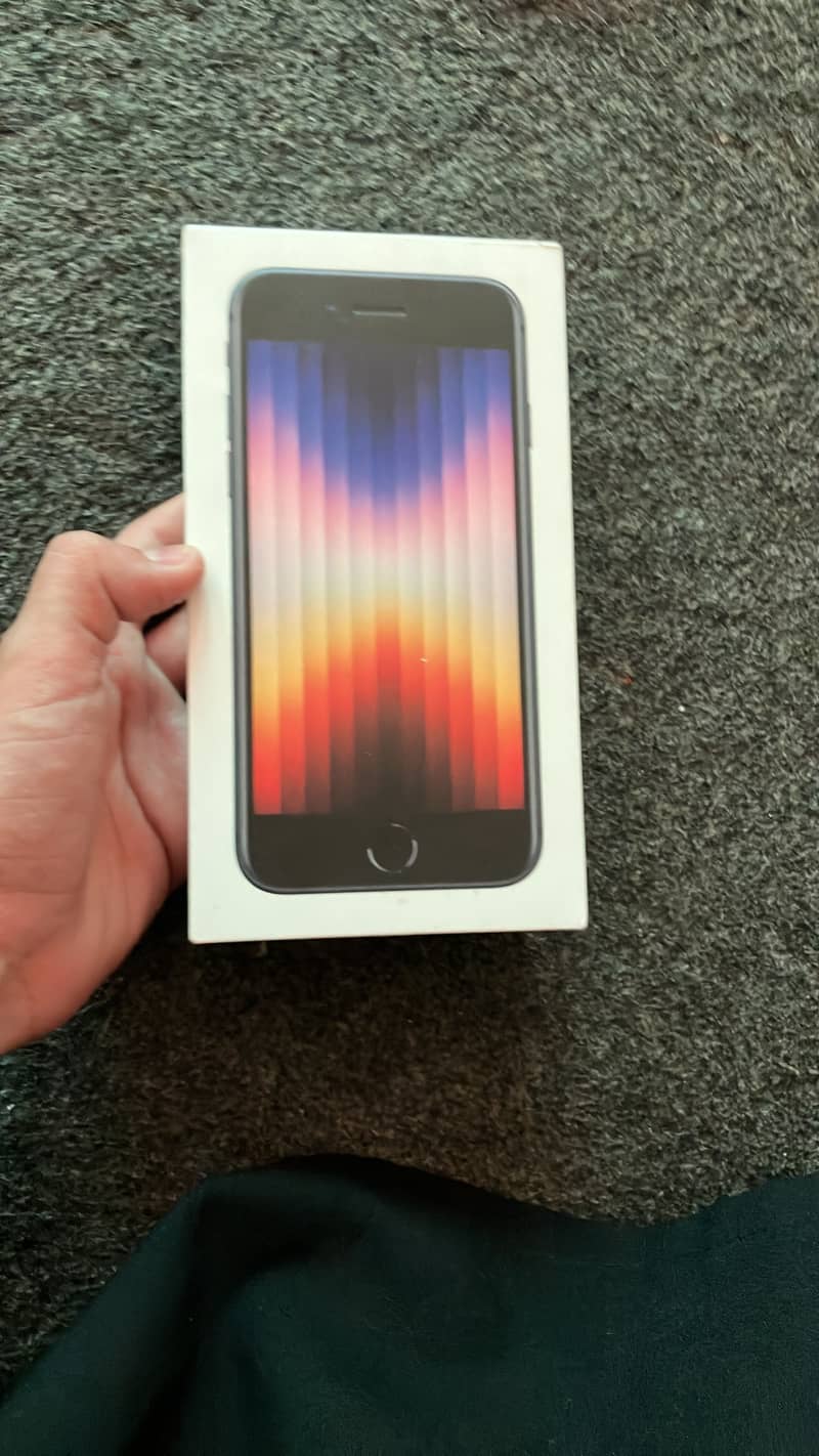 Apple iPhone SE 0