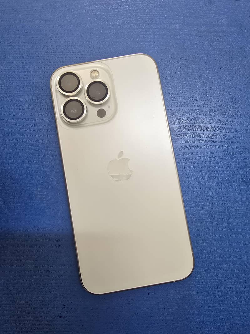 Apple iPhone 13 Pro 0
