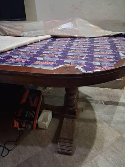 clean wooden Dining table for sale