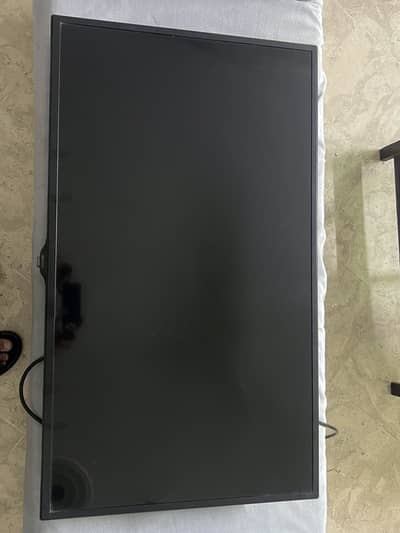 Orient T. V Smart 40inch